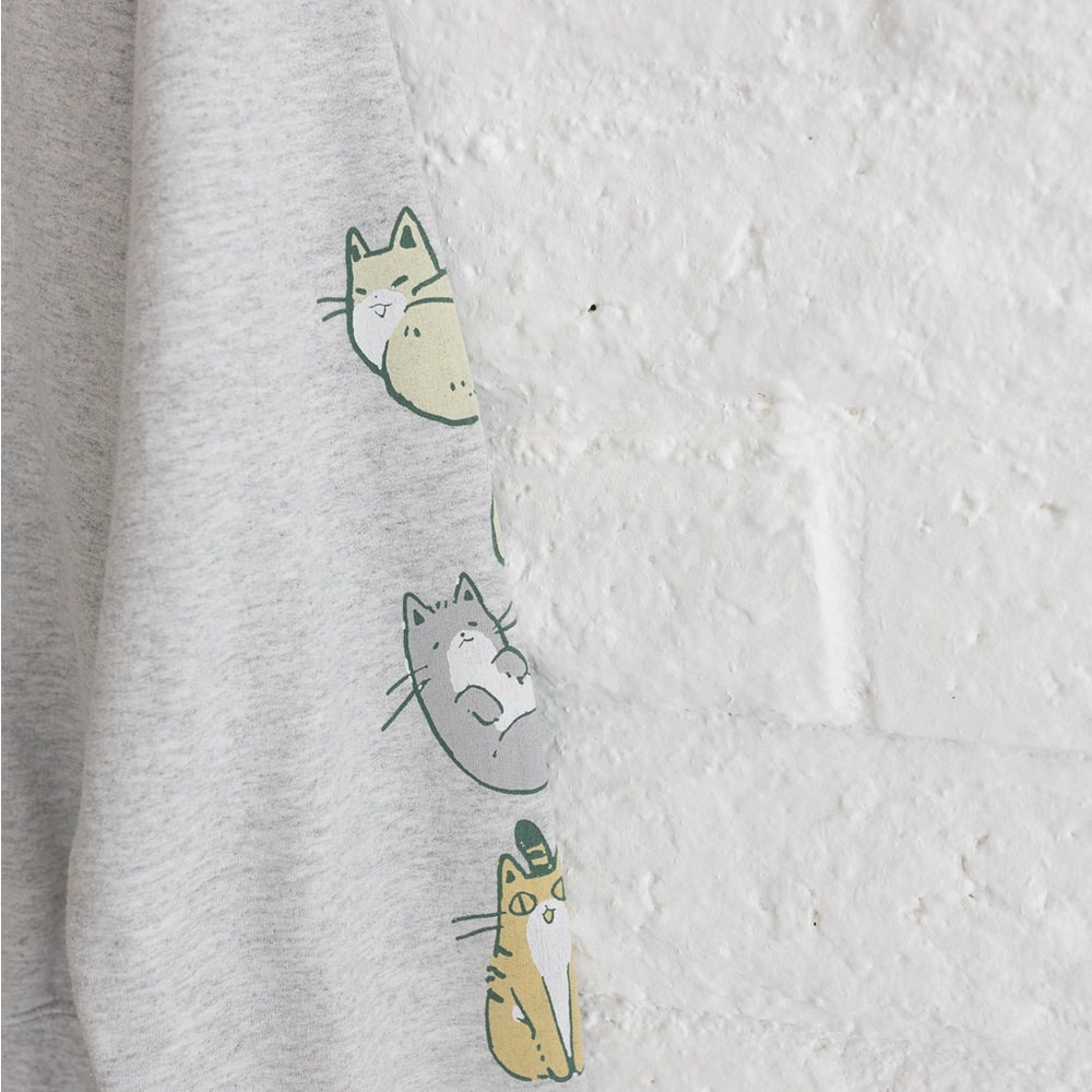 OMOCAT Heather Gray Sweatshirt with Cat Print - Medium - Picture 3 of 6